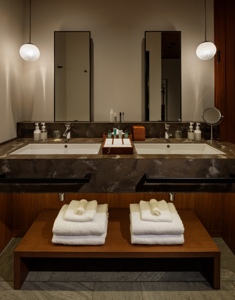 COMFORT SUITE